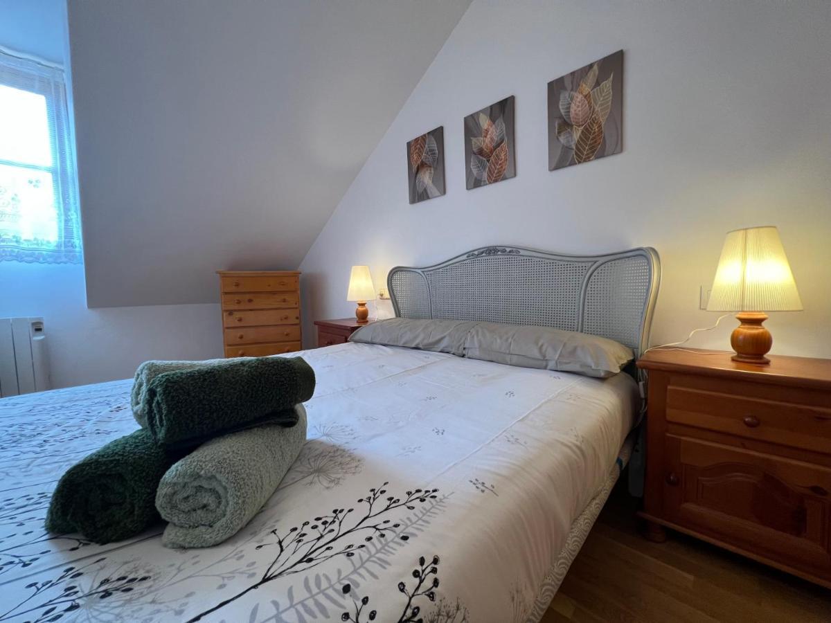 Apartamento Centrico Con Parking - L'Amfitriona Rialp Eksteriør billede